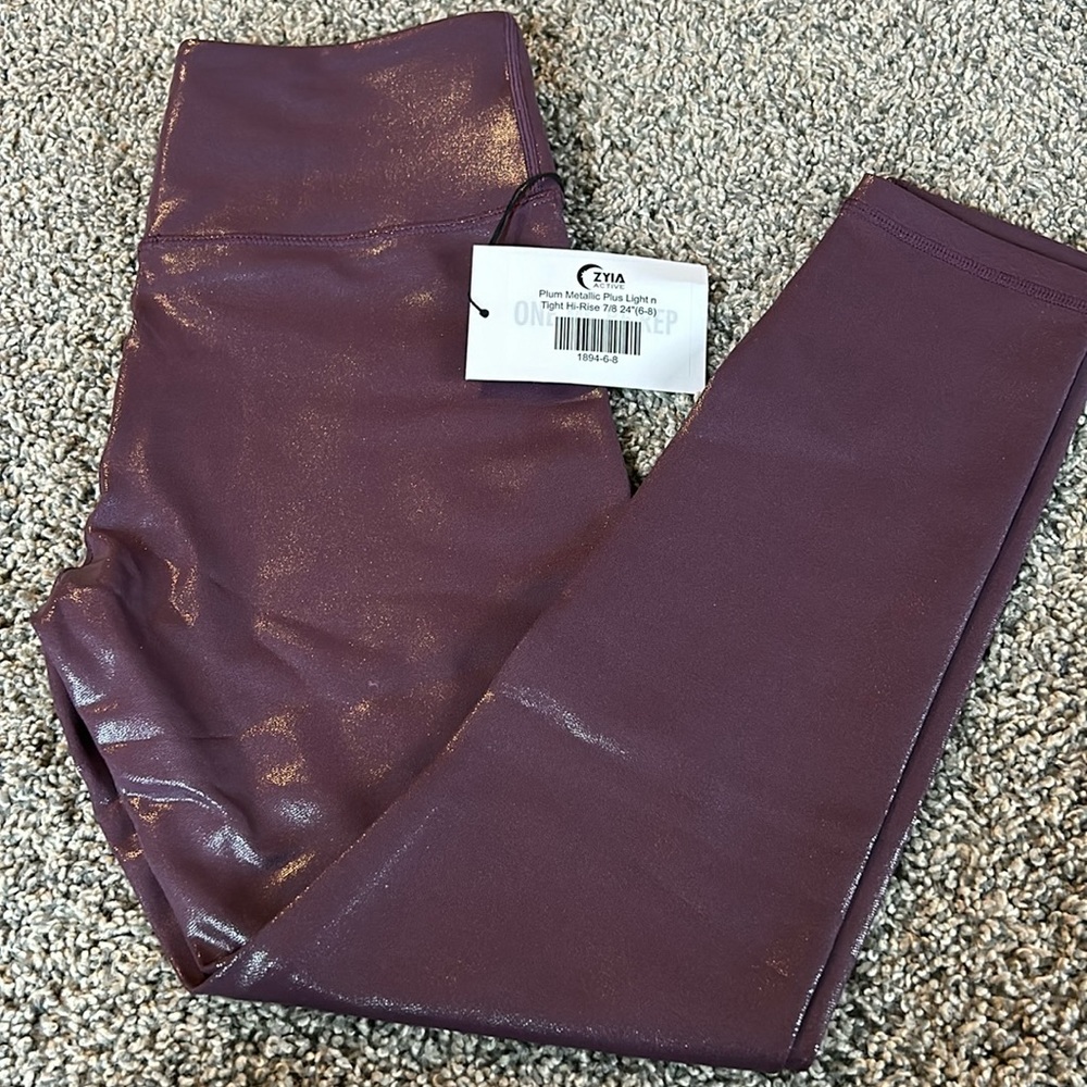 NWT Zyia Plum Metallic Plus Light n Tight Hi-rise 7/8 24"